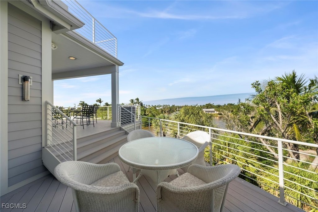 Sanibel, Florida, 33957, United States, 5 Bedrooms Bedrooms, ,4.5 BathroomsBathrooms,Residential,Forsale,1998638