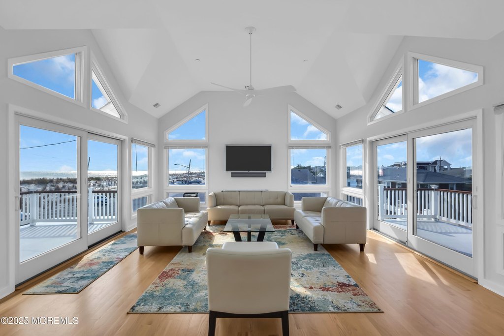 Seaside Park, New Jersey, 08752, United States, 6 Bedrooms Bedrooms, ,4 BathroomsBathrooms,Residential,Forsale,2004477