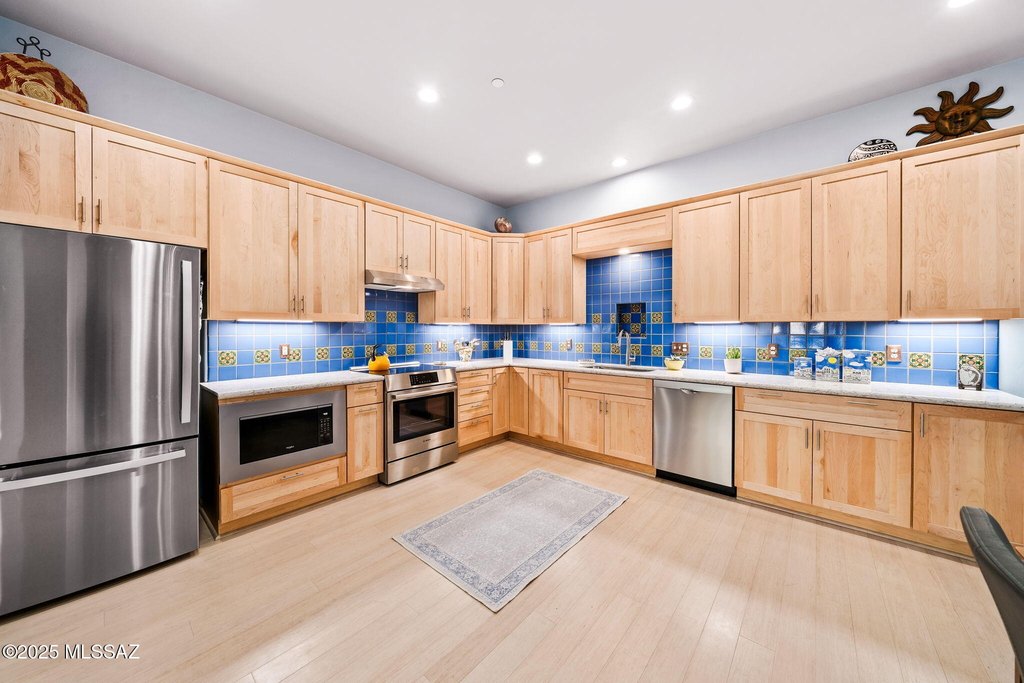 Tucson, Arizona, 85745, United States, 2 Bedrooms Bedrooms, ,2 BathroomsBathrooms,Residential,Forsale,2004419