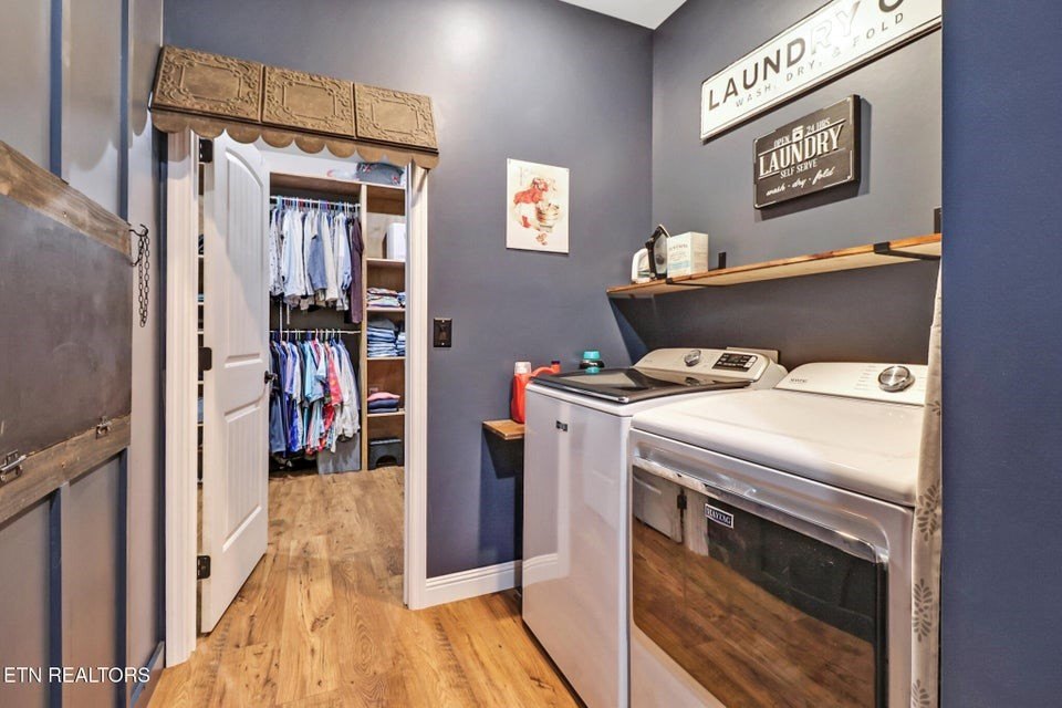 Jamestown, Tennessee, 38556, United States, 3 Bedrooms Bedrooms, ,2.5 BathroomsBathrooms,Residential,Forsale,1968510