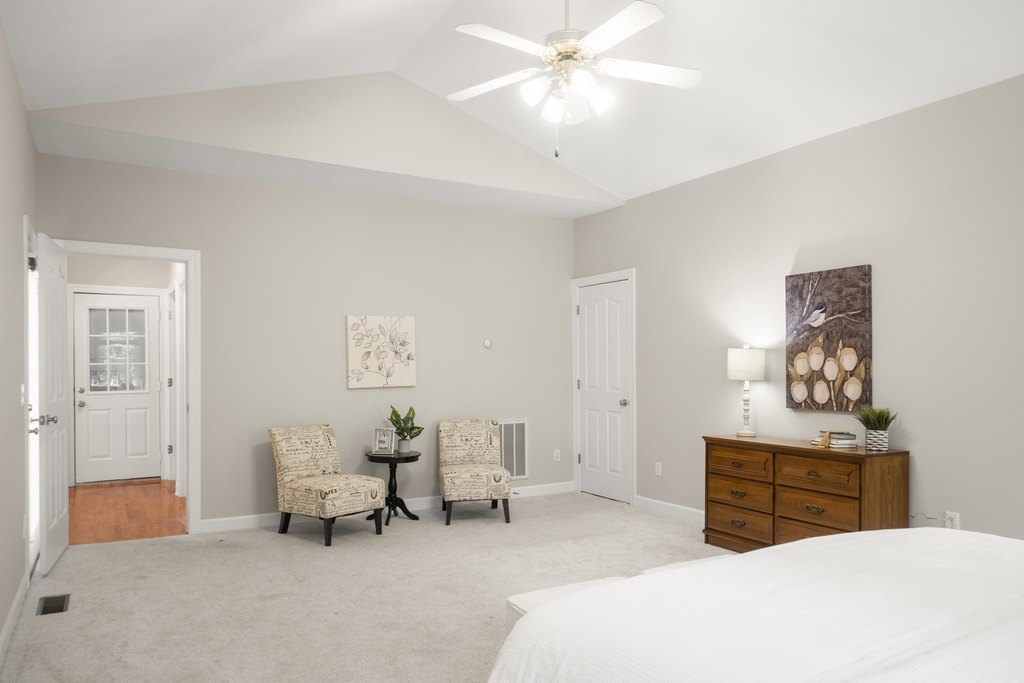 Harrison, Tennessee, 37341, United States, 4 Bedrooms Bedrooms, ,3.5 BathroomsBathrooms,Residential,Forsale,2004686