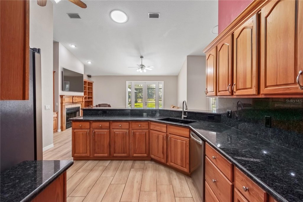 OCALA, Florida, 34475, United States, 3 Bedrooms Bedrooms, ,3 BathroomsBathrooms,Residential,Forsale,2004574