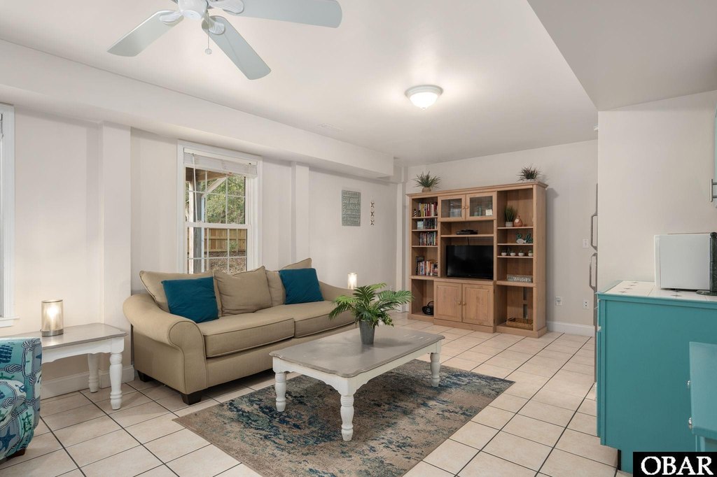 Southern Shores, North Carolina, 27949, United States, 4 Bedrooms Bedrooms, ,3 BathroomsBathrooms,Residential,Forsale,2004895