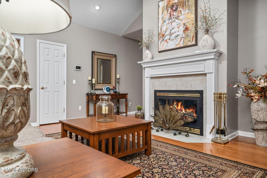 Crossville, Tennessee, 38558, United States, 4 Bedrooms Bedrooms, ,2.5 BathroomsBathrooms,Residential,Forsale,1996605