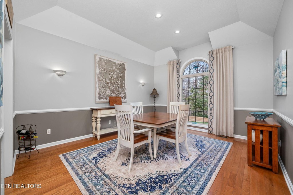 Crossville, Tennessee, 38558, United States, 4 Bedrooms Bedrooms, ,2.5 BathroomsBathrooms,Residential,Forsale,1996605