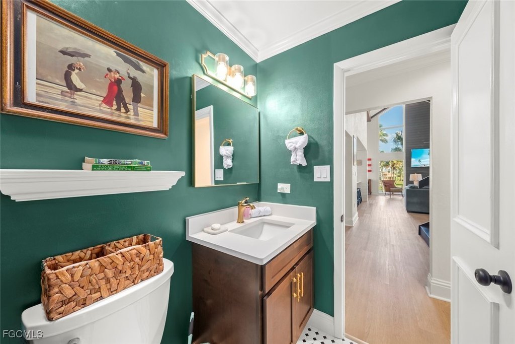 Sanibel, Florida, 33957, United States, 4 Bedrooms Bedrooms, ,3 BathroomsBathrooms,Residential,Forsale,2004791