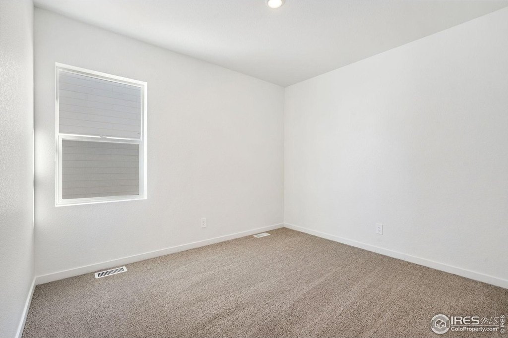 Hudson, Colorado, 80642, United States, 3 Bedrooms Bedrooms, ,2 BathroomsBathrooms,Residential,Forsale,2004291