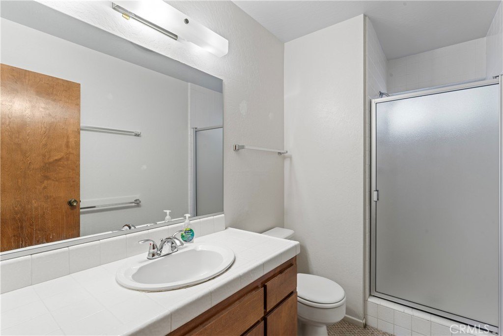 Lake Arrowhead, California, 92317, United States, 3 Bedrooms Bedrooms, ,2 BathroomsBathrooms,Residential,Forsale,1971039