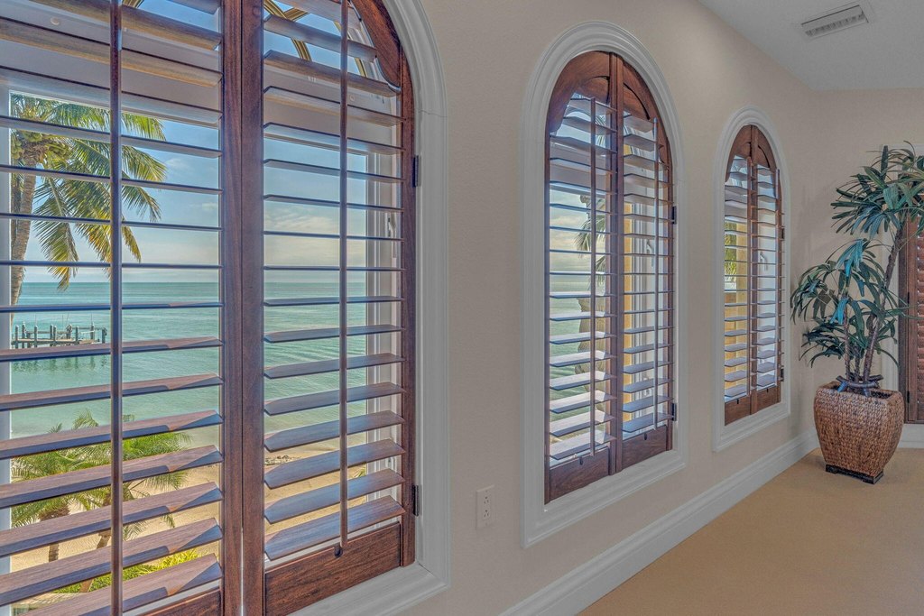 Key Colony, Florida, 33051, United States, 4 Bedrooms Bedrooms, ,5 BathroomsBathrooms,Residential,Forsale,2004354