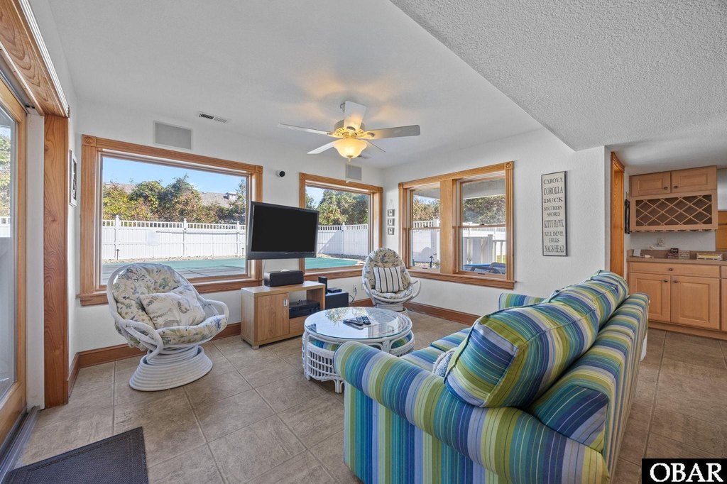 Southern Shores, North Carolina, 27949, United States, 6 Bedrooms Bedrooms, ,5.5 BathroomsBathrooms,Residential,Forsale,2004894