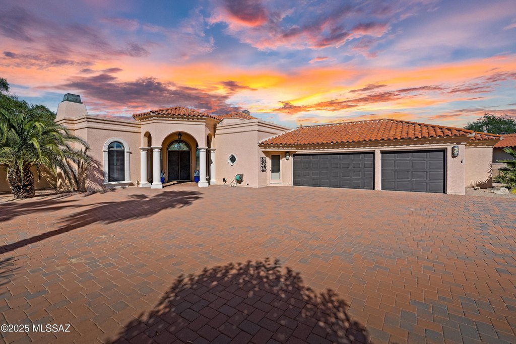 Tucson, Arizona, 85742, United States, 3 Bedrooms Bedrooms, ,3 BathroomsBathrooms,Residential,Forsale,2004437