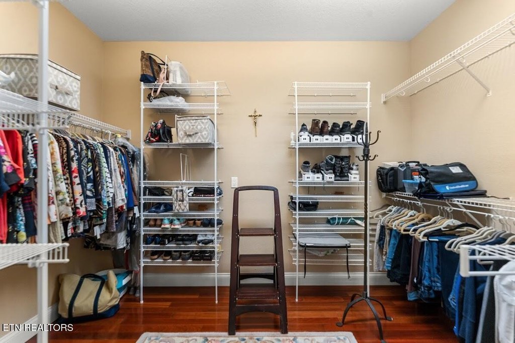 Crossville, Tennessee, 38558, United States, 3 Bedrooms Bedrooms, ,2.5 BathroomsBathrooms,Residential,Forsale,1968509