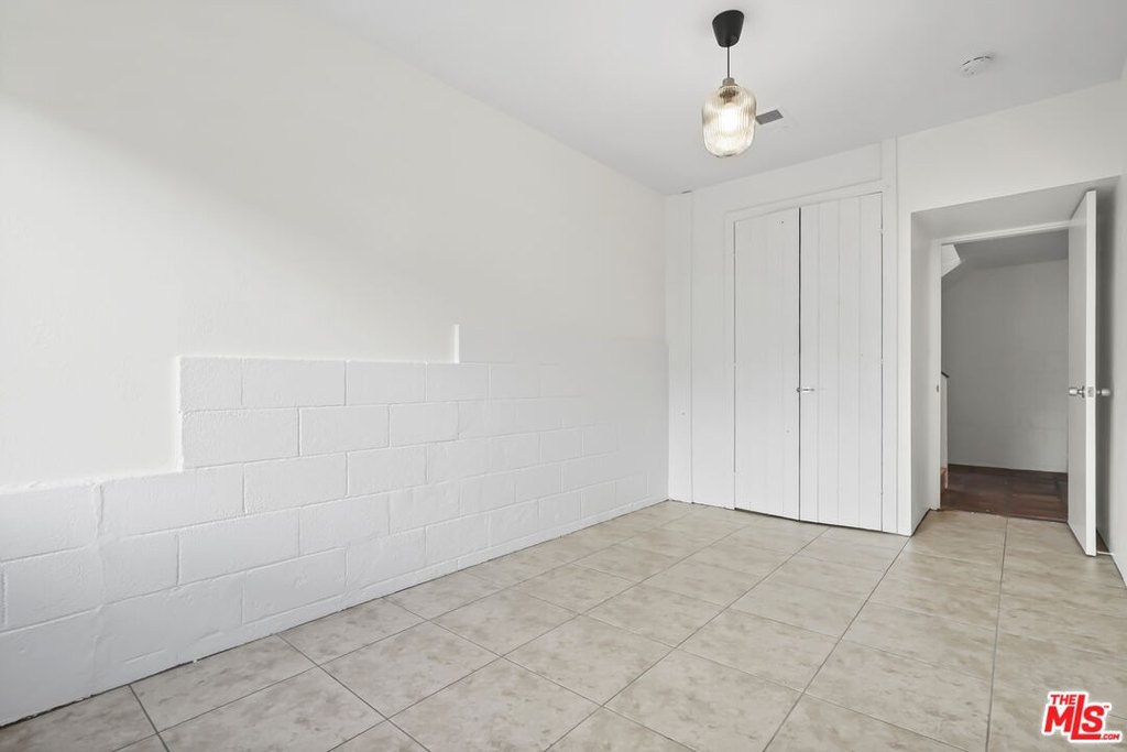 Malibu, California, 90265, United States, 3 Bedrooms Bedrooms, ,2 BathroomsBathrooms,Residential,Forsale,2009615