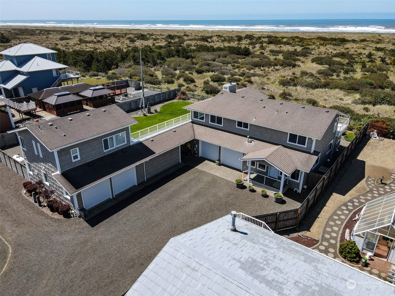 Ocean Shores, Washington, 98569, United States, 4 Bedrooms Bedrooms, ,3 BathroomsBathrooms,Residential,Forsale,2004449