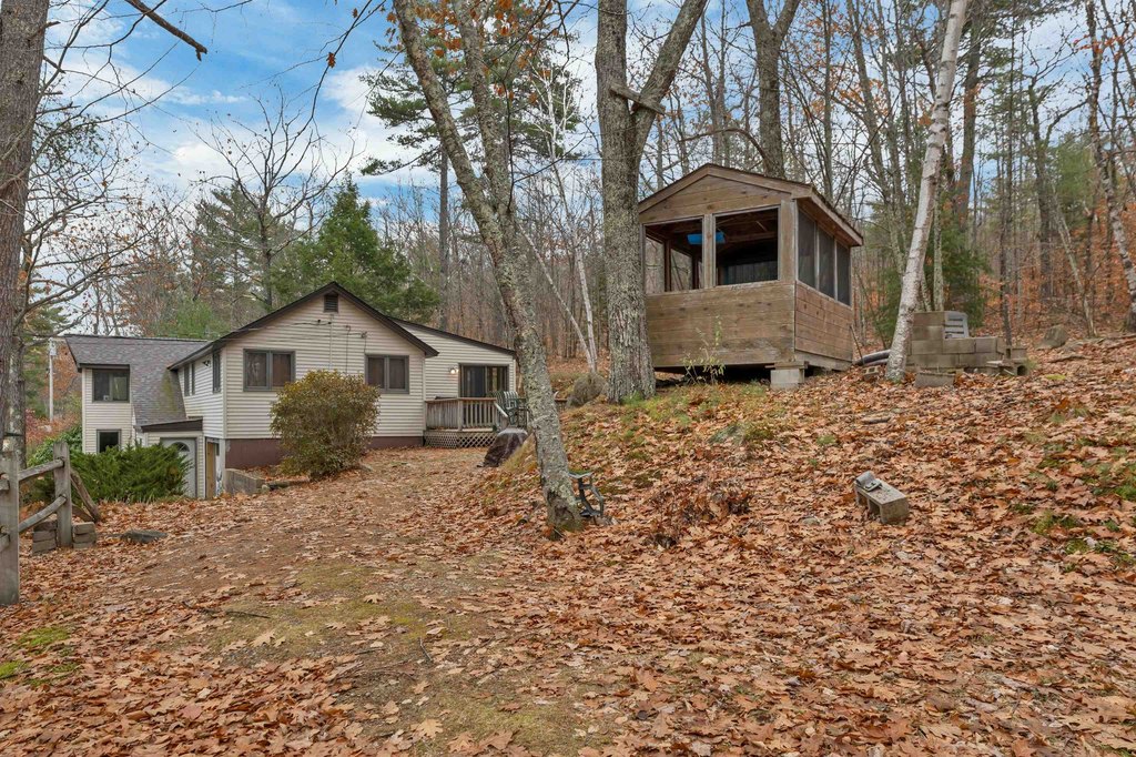 New Durham, New Hampshire, 03855, United States, 2 Bedrooms Bedrooms, ,1.5 BathroomsBathrooms,Residential,Forsale,2004713