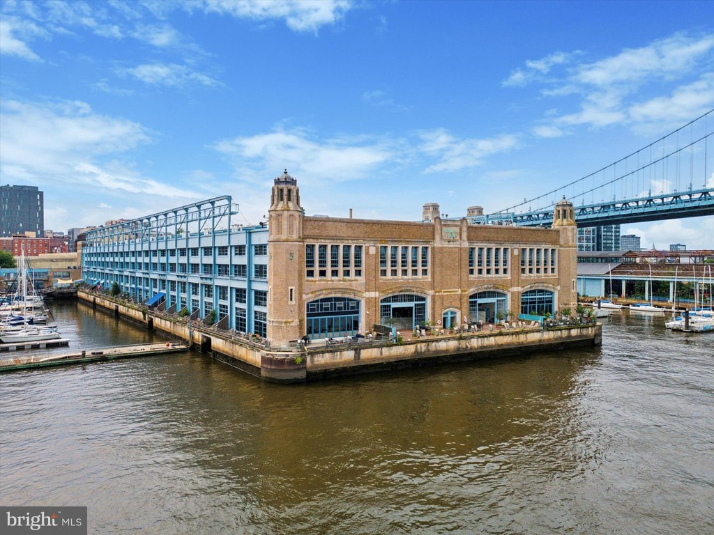 PHILADELPHIA, Pennsylvania, 19106, United States, 2 Bedrooms Bedrooms, ,2.5 BathroomsBathrooms,Residential,Forsale,2004202