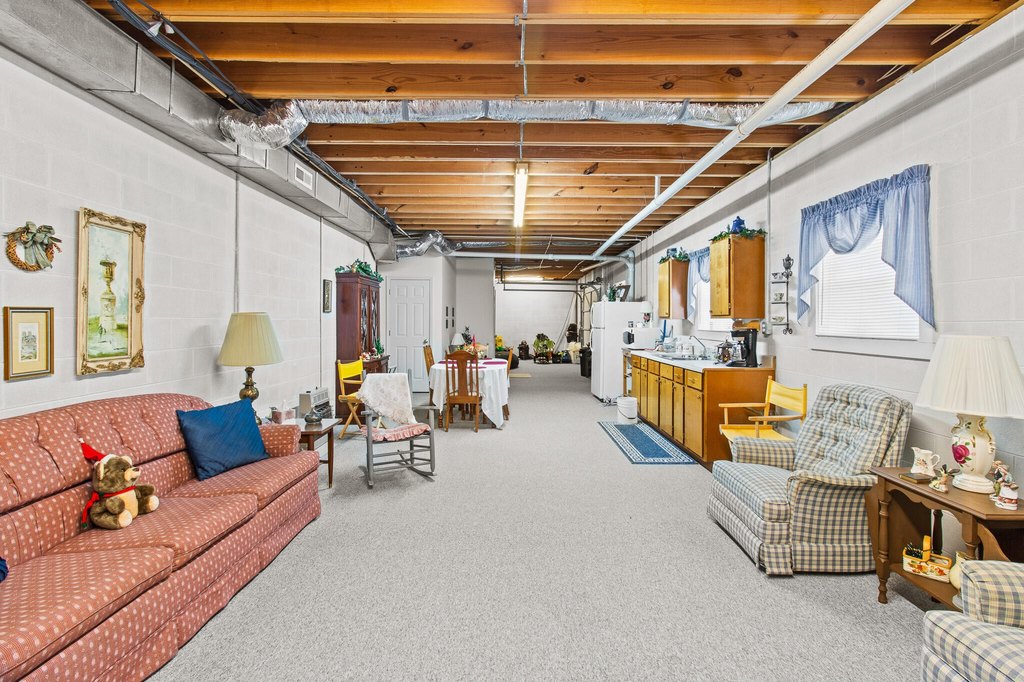 Dayton, Tennessee, 37321, United States, 3 Bedrooms Bedrooms, ,3.5 BathroomsBathrooms,Residential,Forsale,2009591