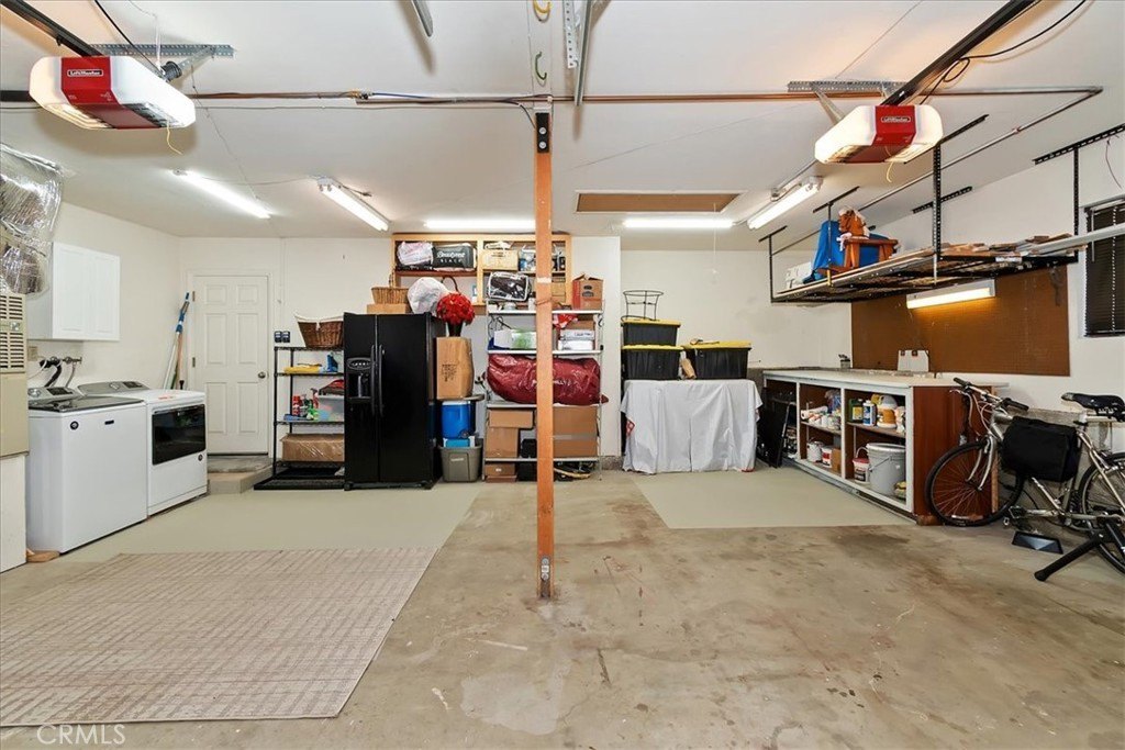 Lake Arrowhead, California, 92352, United States, 4 Bedrooms Bedrooms, ,3 BathroomsBathrooms,Residential,Forsale,2004860