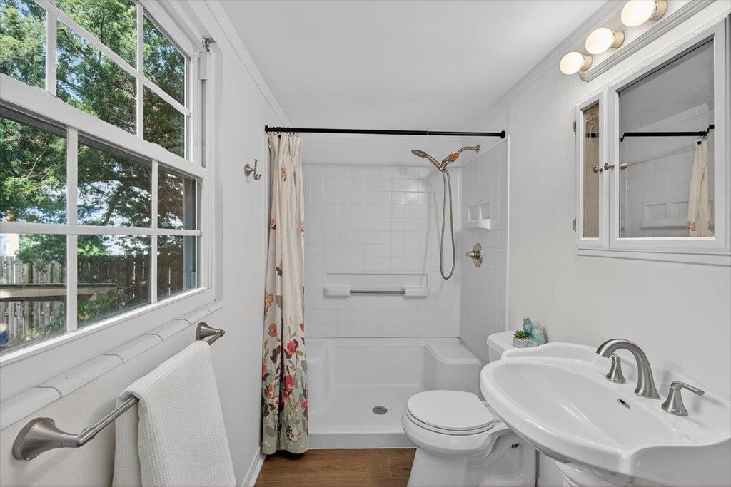 St Augustine, Florida, 32080, United States, 4 Bedrooms Bedrooms, ,3 BathroomsBathrooms,Residential,Forsale,2001148