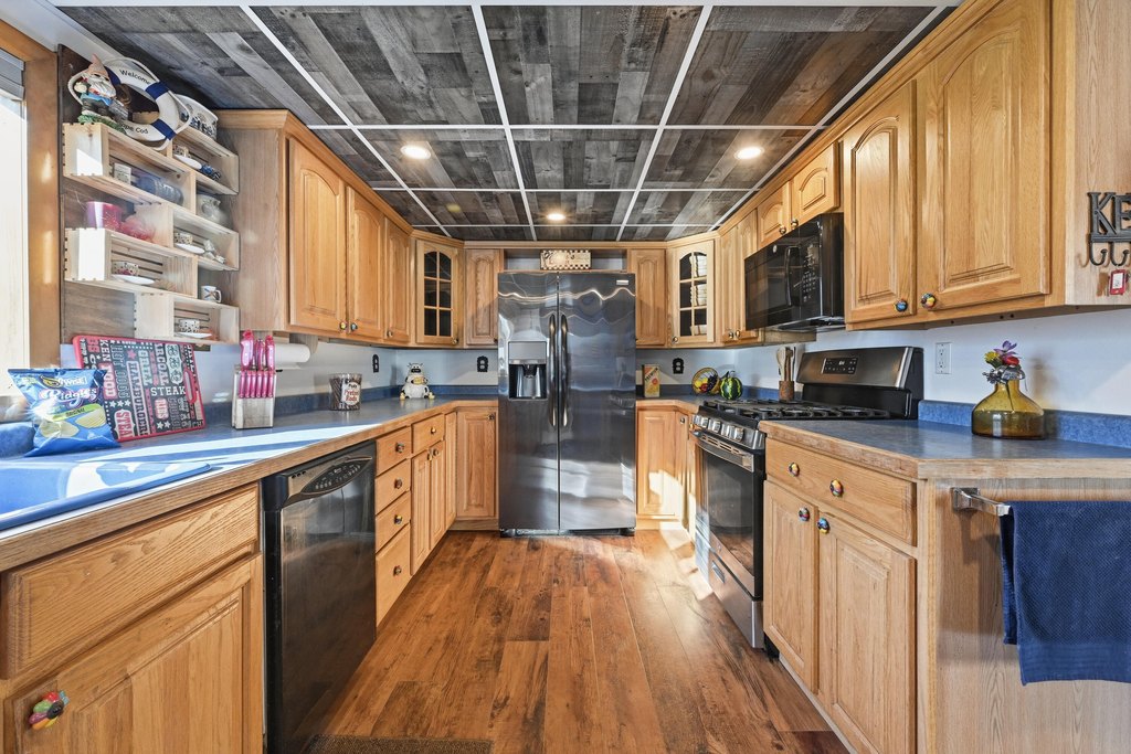 Greene, Maine, 04236, United States, 2 Bedrooms Bedrooms, ,1.5 BathroomsBathrooms,Residential,Forsale,2004723