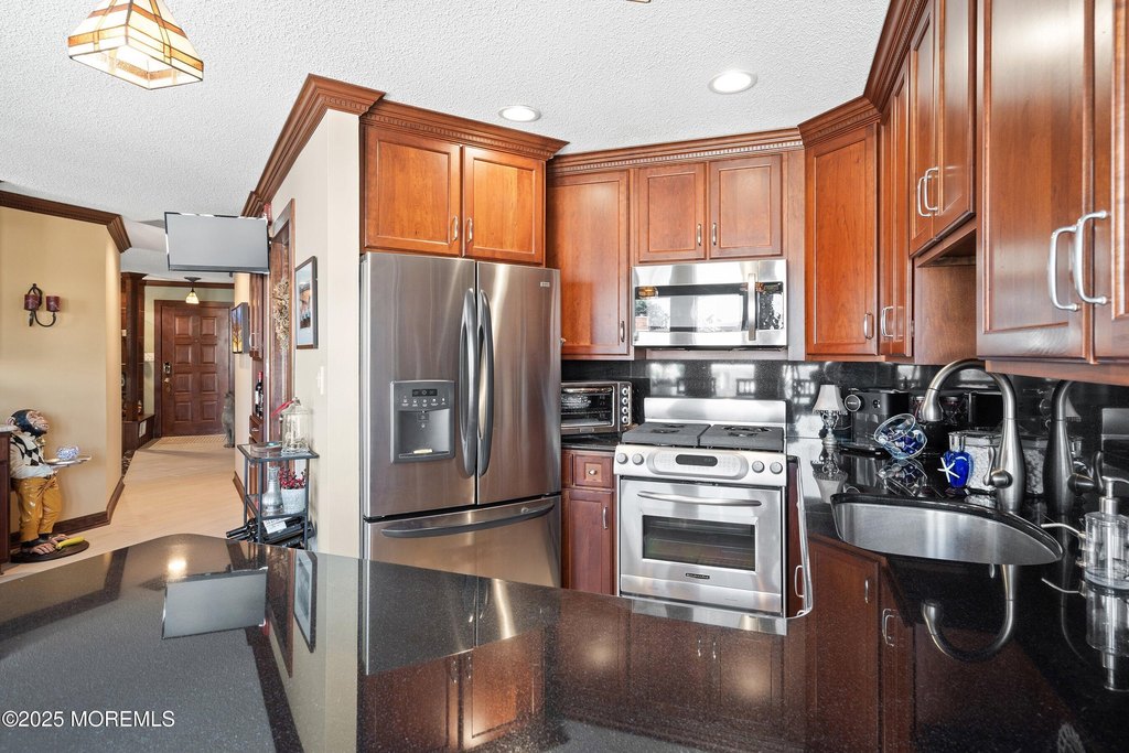 Point Pleasant, New Jersey, 08742, United States, 2 Bedrooms Bedrooms, ,2 BathroomsBathrooms,Residential,Forsale,1964545