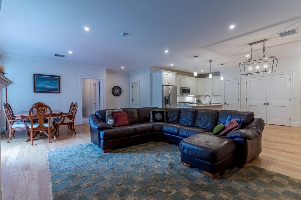 Exeter, New Hampshire, 03833, United States, 2 Bedrooms Bedrooms, ,2 BathroomsBathrooms,Residential,Forsale,2004718