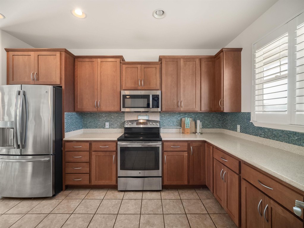 Kahului, Hawaii, 96732, United States, 5 Bedrooms Bedrooms, ,3.5 BathroomsBathrooms,Residential,Forsale,2004555