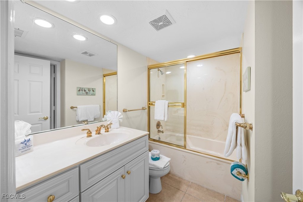 Sanibel, Florida, 33957, United States, 2 Bedrooms Bedrooms, ,2 BathroomsBathrooms,Residential,Forsale,1886403