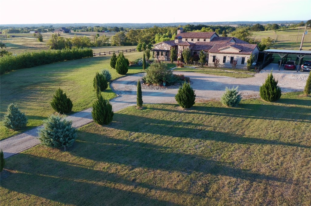 Navasota, Texas, 77868, United States, 4 Bedrooms Bedrooms, ,4 BathroomsBathrooms,Residential,Forsale,1954113