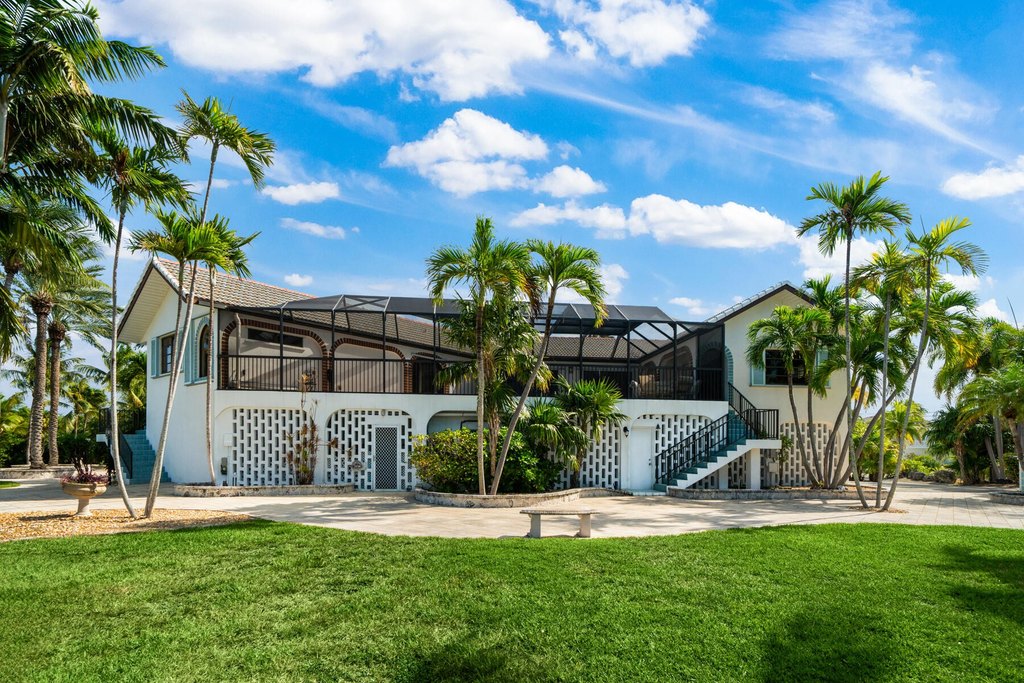 Marathon, Florida, 33050, United States, 3 Bedrooms Bedrooms, ,2.5 BathroomsBathrooms,Residential,Forsale,2011131