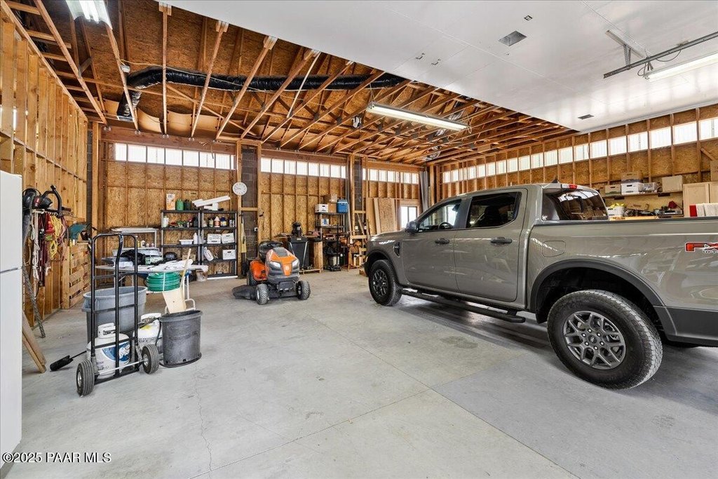 Paulden, Arizona, 86334, United States, 3 Bedrooms Bedrooms, ,2.5 BathroomsBathrooms,Residential,Forsale,1903147