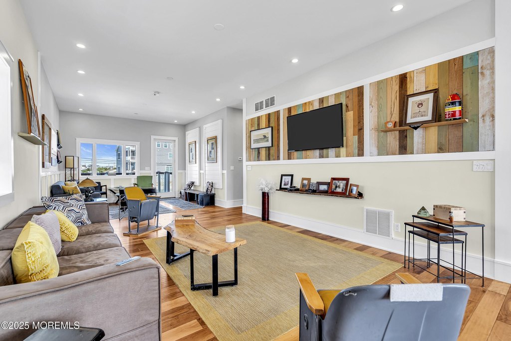 Ortley Beach, New Jersey, 08751, United States, 5 Bedrooms Bedrooms, ,3.5 BathroomsBathrooms,Residential,Forsale,1900451