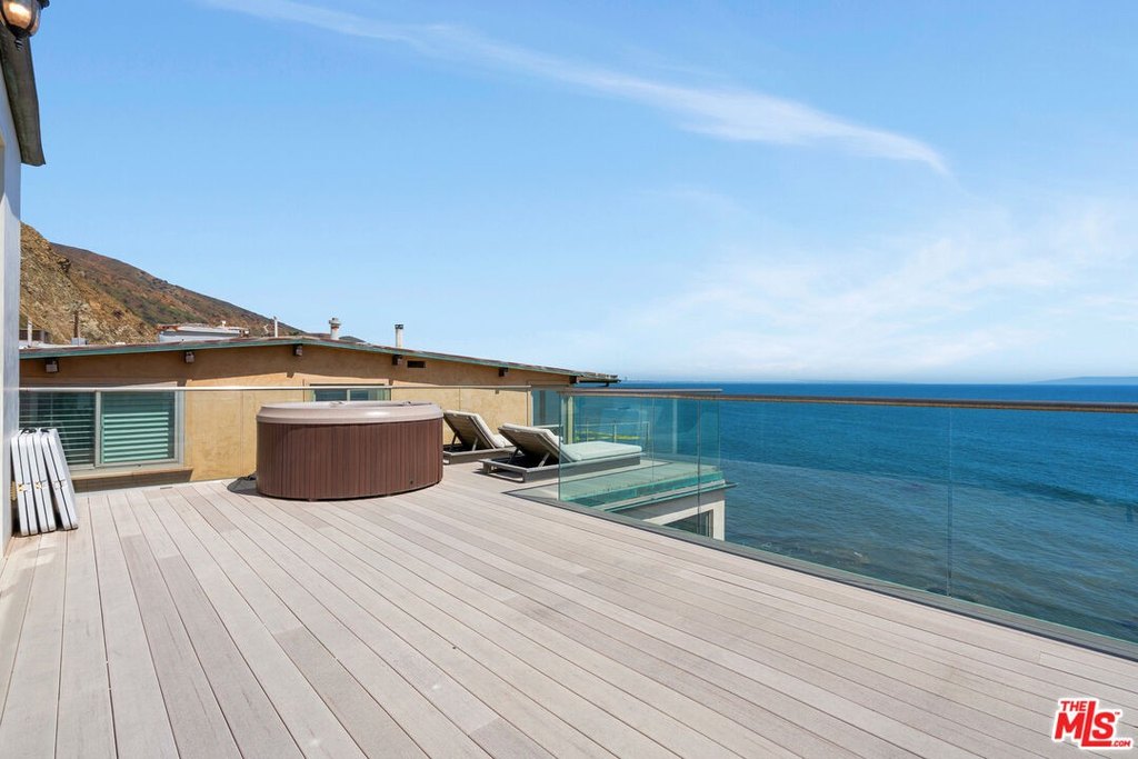 Malibu, California, 90265, United States, 3 Bedrooms Bedrooms, ,3 BathroomsBathrooms,Residential,Forsale,2009630