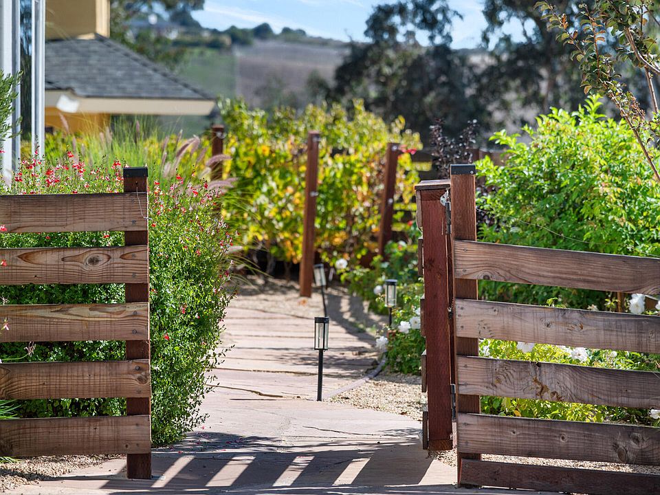 Solvang, California, 93463, United States, 4 Bedrooms Bedrooms, ,3 BathroomsBathrooms,Residential,Forsale,2004324