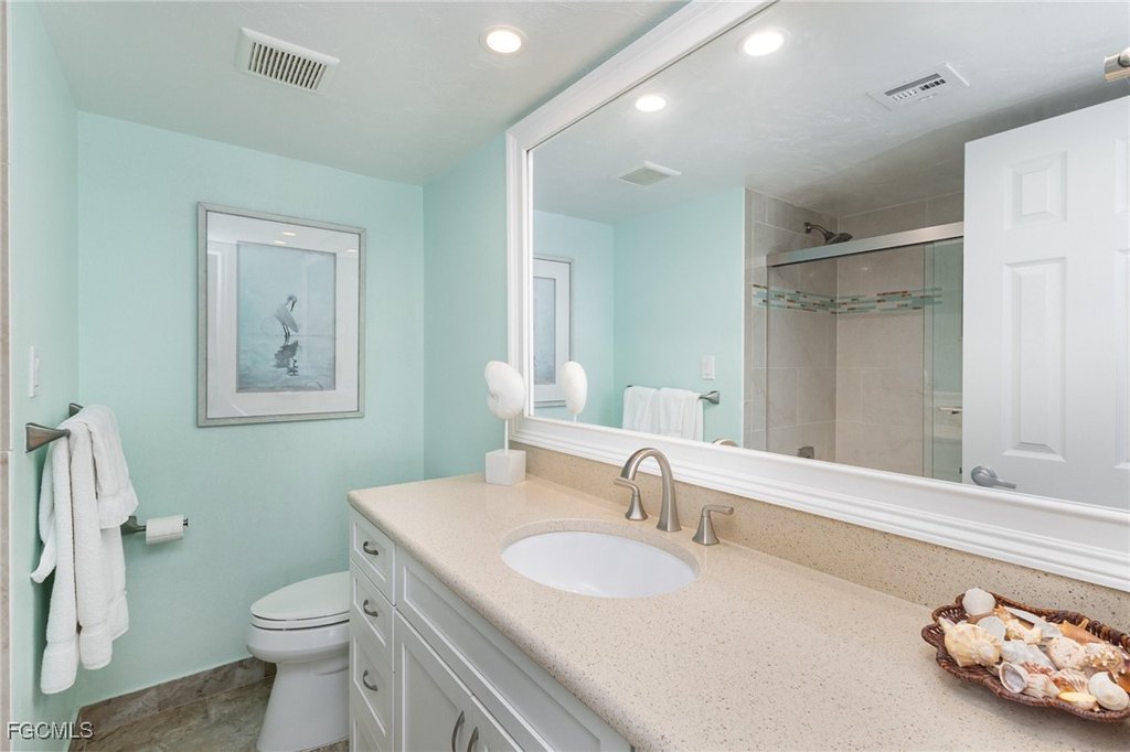 Fort Myers Beach, Florida, 33931, United States, 2 Bedrooms Bedrooms, ,2 BathroomsBathrooms,Residential,Forsale,2004816
