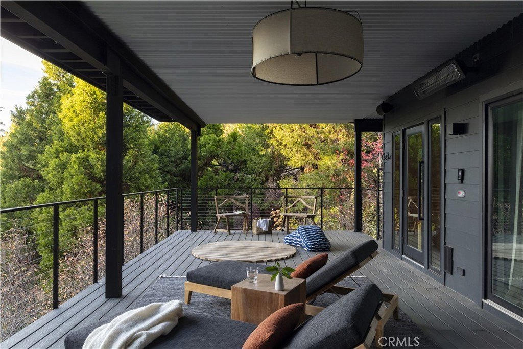 Lake Arrowhead, California, 92352, United States, 5 Bedrooms Bedrooms, ,5 BathroomsBathrooms,Residential,Forsale,2004865