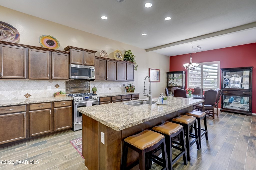 Dewey-Humboldt, Arizona, 86327, United States, 2 Bedrooms Bedrooms, ,2 BathroomsBathrooms,Residential,Forsale,1952162