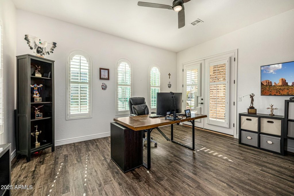 Gilbert, Arizona, 85296, United States, 4 Bedrooms Bedrooms, ,4.5 BathroomsBathrooms,Residential,Forsale,2004937