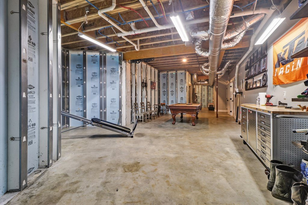 Jamestown, Tennessee, 38556, United States, 4 Bedrooms Bedrooms, ,4 BathroomsBathrooms,Residential,Forsale,1929826