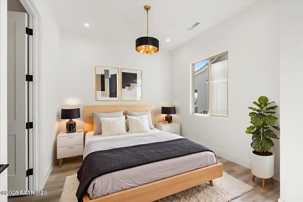 Prescott, Arizona, 86301, United States, 3 Bedrooms Bedrooms, ,2.5 BathroomsBathrooms,Residential,Forsale,2011267