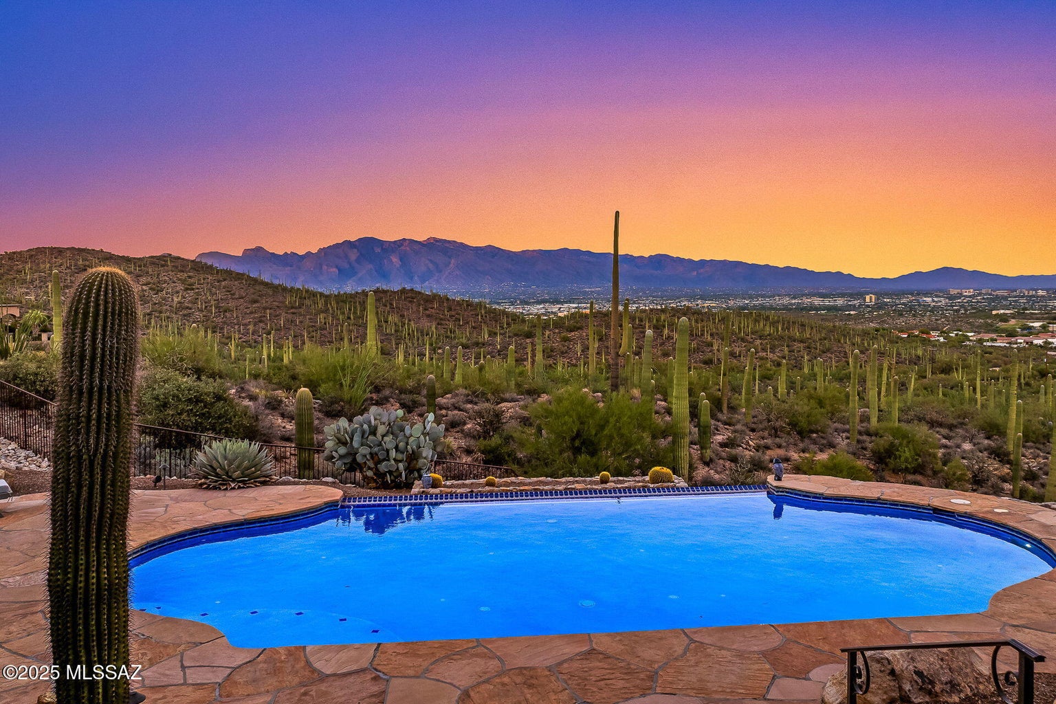 Tucson, Arizona, 85745, United States, 5 Bedrooms Bedrooms, ,5 BathroomsBathrooms,Residential,Forsale,2004432