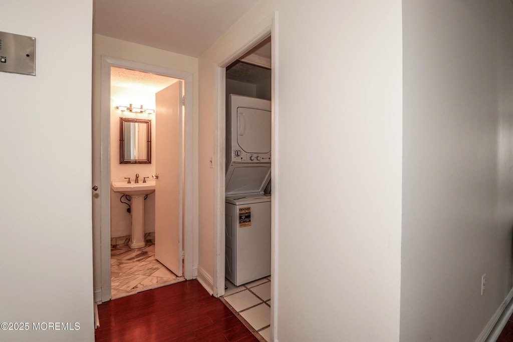 Monmouth Beach, New Jersey, 07750, United States, 1 Bedroom Bedrooms, ,1.5 BathroomsBathrooms,Residential,Forsale,2012963