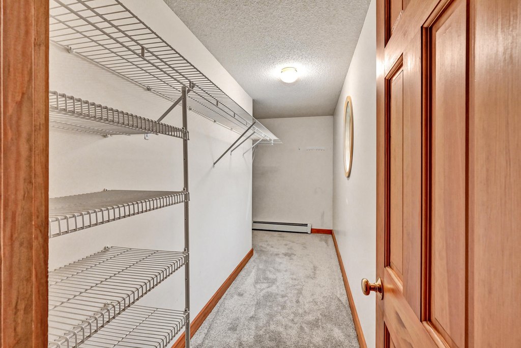 Wayne, Maine, 04284, United States, 4 Bedrooms Bedrooms, ,3 BathroomsBathrooms,Residential,Forsale,2004722