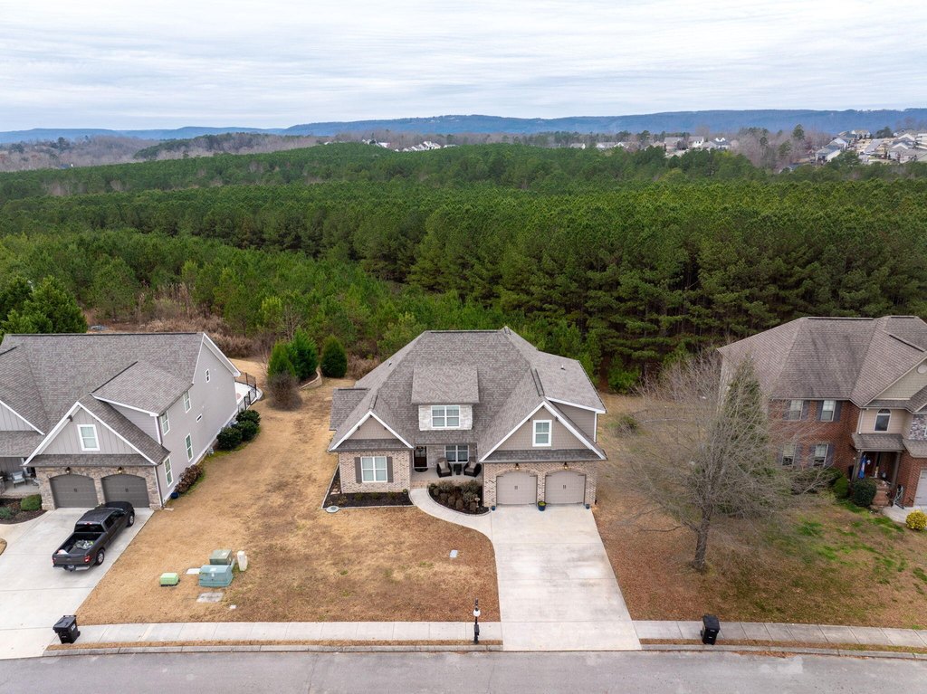 Soddy Daisy, Tennessee, 37379, United States, 4 Bedrooms Bedrooms, ,3.5 BathroomsBathrooms,Residential,Forsale,2009571