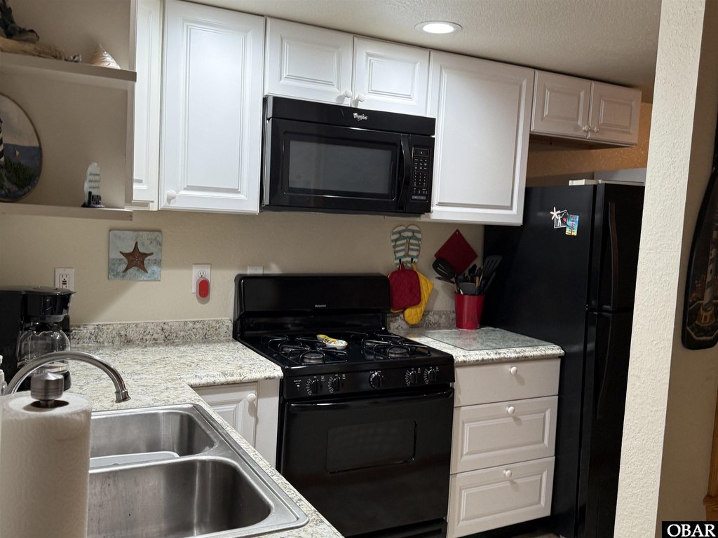 Buxton, North Carolina, 27920, United States, 3 Bedrooms Bedrooms, ,2 BathroomsBathrooms,Residential,Forsale,1964361