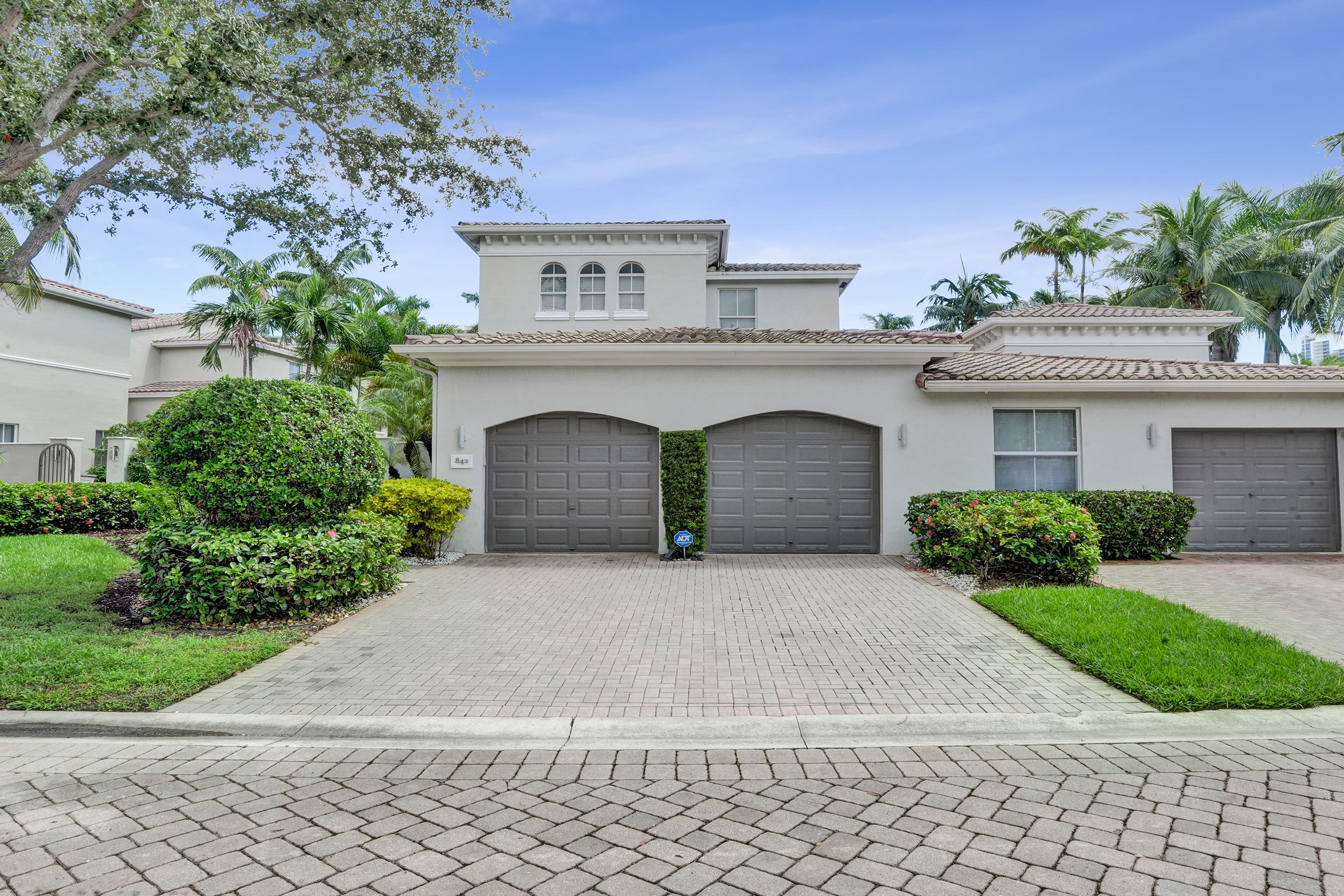 Hollywood, Florida, 33019, United States, 3 Bedrooms Bedrooms, ,3 BathroomsBathrooms,Residential,Forsale,2004519