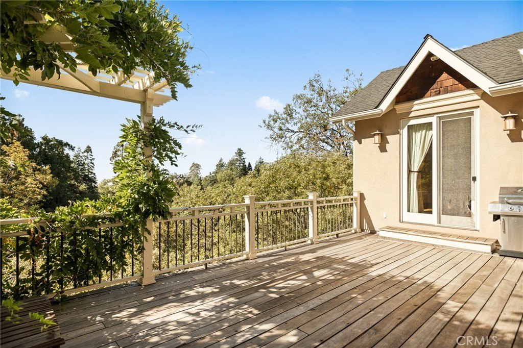 Running Springs, California, 92382, United States, 2 Bedrooms Bedrooms, ,3 BathroomsBathrooms,Residential,Forsale,2013206