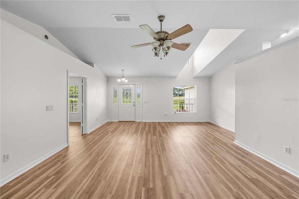 REDDICK, Florida, 32686, United States, 3 Bedrooms Bedrooms, ,2 BathroomsBathrooms,Residential,Forsale,2004576