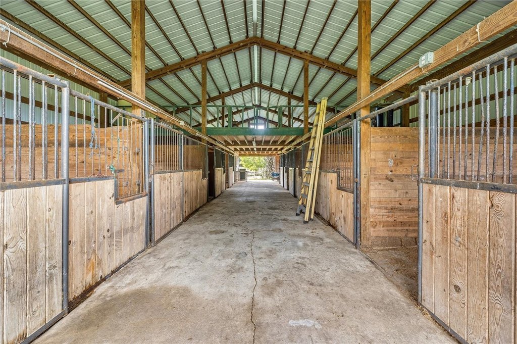 REDDICK, Florida, 32686, United States, 3 Bedrooms Bedrooms, ,2 BathroomsBathrooms,Residential,Forsale,2004576