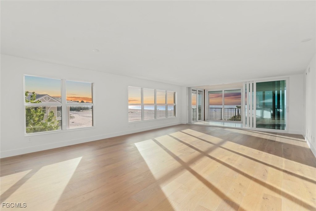 Sanibel, Florida, 33957, United States, 3 Bedrooms Bedrooms, ,3.5 BathroomsBathrooms,Residential,Forsale,2004792